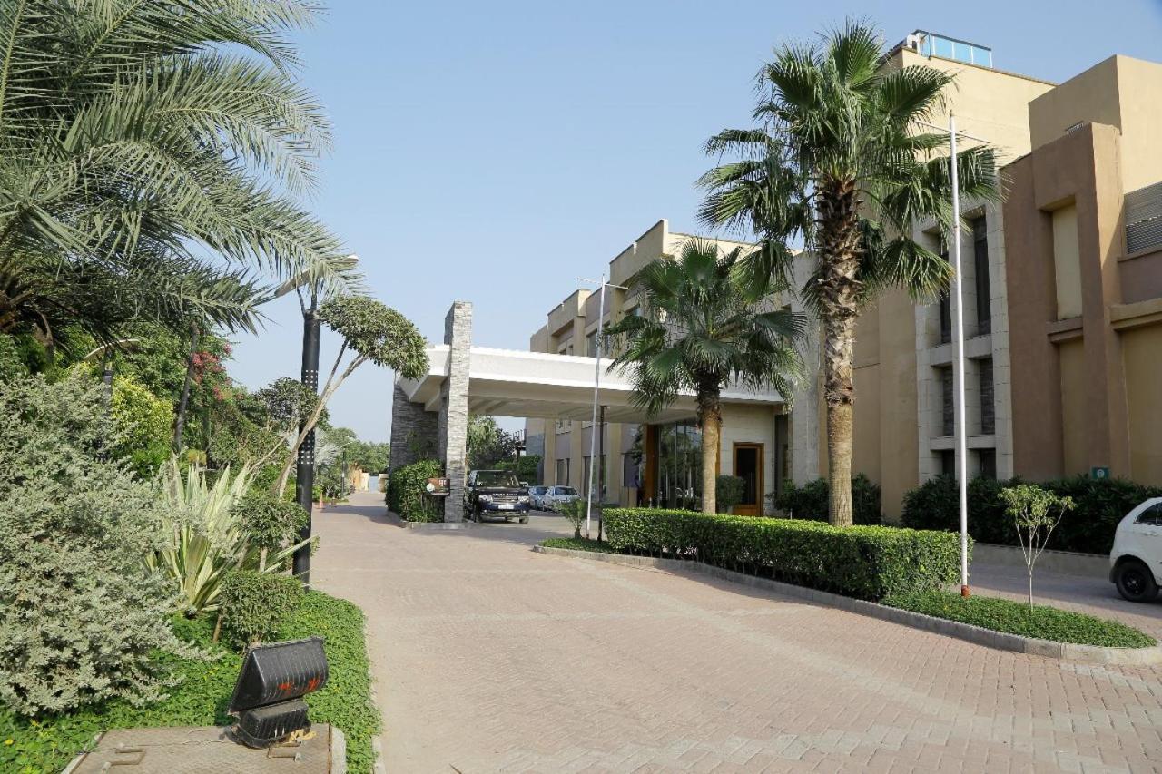 Tivoli Grand Resort Δελχί Εξωτερικό φωτογραφία